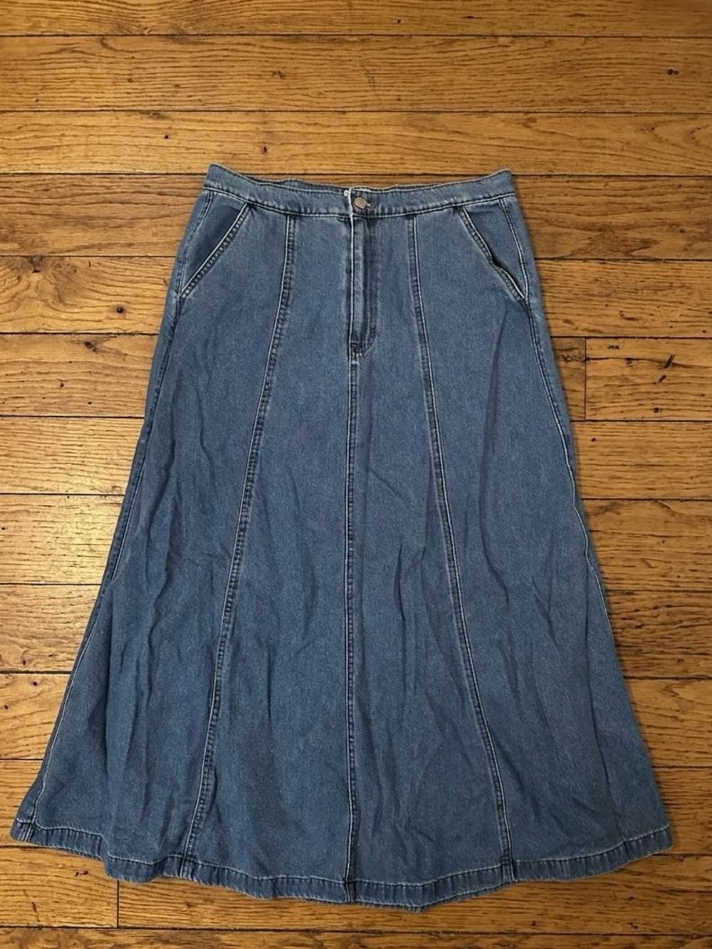 NWOT Universal Thread Women's High-Rise Paneled Denim Midi Skirt - Size 12 - Picture 3 of 7